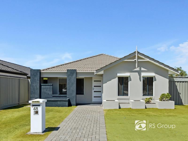 48 Serisier Parkway, Queens Park WA 6107