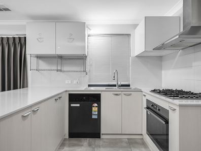 1/42 Phillip Street, Maddington WA 6109