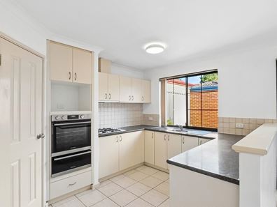 20c Boronia Street, Innaloo WA 6018