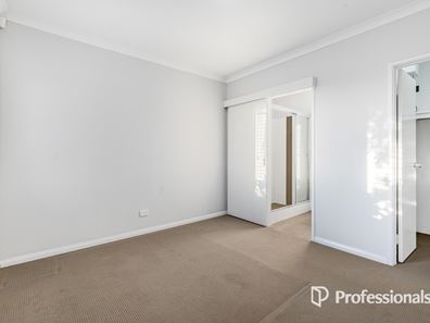 6 Wychcross Street, Westminster WA 6061