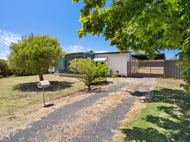 11 Camfield Street, Eaton