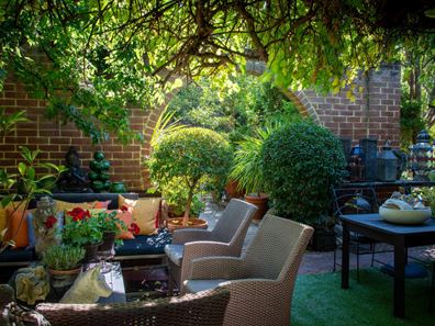 20 Kitchener Street, Nedlands WA 6009