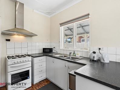 9A Cranwell Street, Thornlie WA 6108