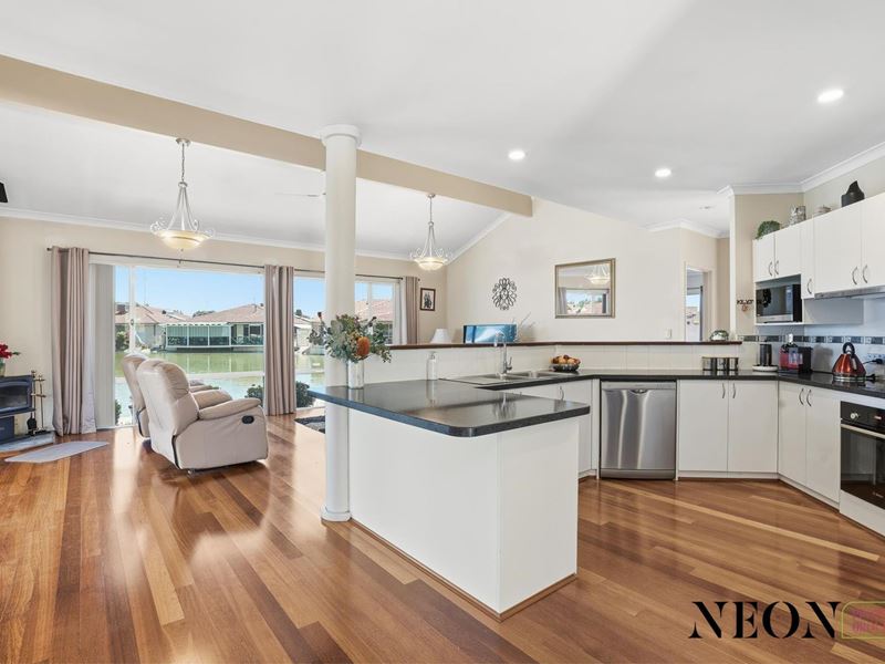 28 Foreshore Cove, South Yunderup WA 6208