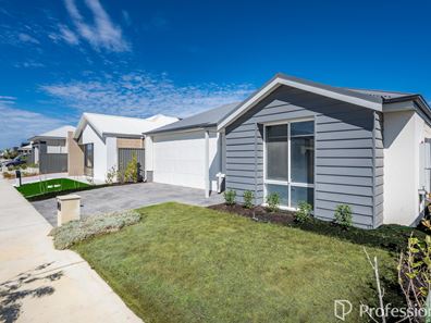 36 Casina Way, Jindalee WA 6036