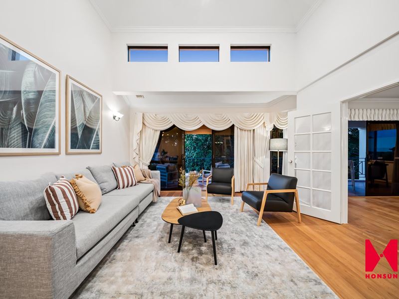 11 Gunbower Road, Mount Pleasant WA 6153