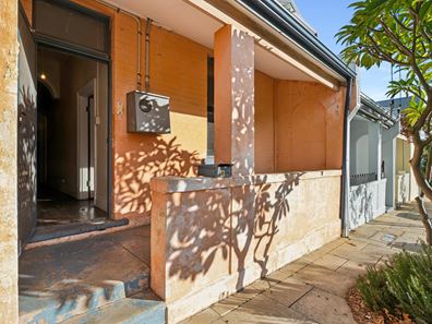 7 Little Howard Street, Fremantle WA 6160