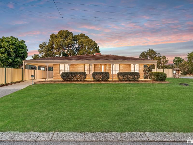 1 Cowra Court, Armadale