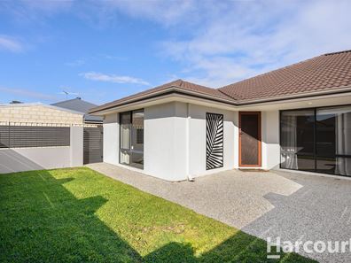 20 Tandure Heights, Lakelands WA 6180