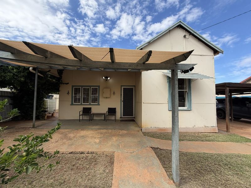 121 Lewis Street, Lamington