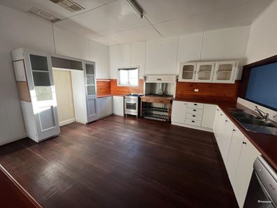 121 Lewis Street, Lamington WA 6430