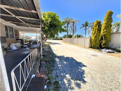 679 Great Northern Highway, Herne Hill WA 6056