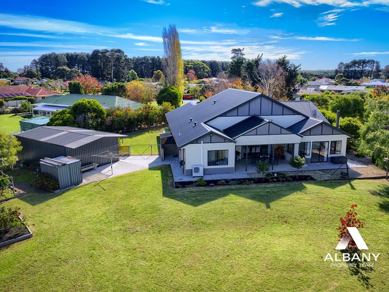 24 Parmelia Way, Mckail