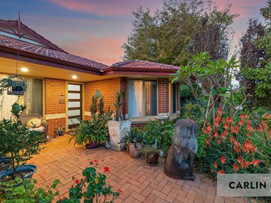 2 Wah Court, Atwell WA 6164