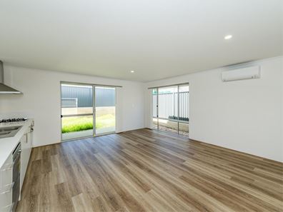 6 Tapin Street, Yanchep WA 6035