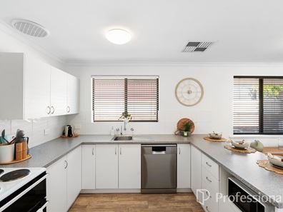 5/16-18 Money Road, Attadale WA 6156