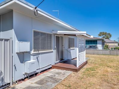 12  Loxton Street, Dudley Park WA 6210