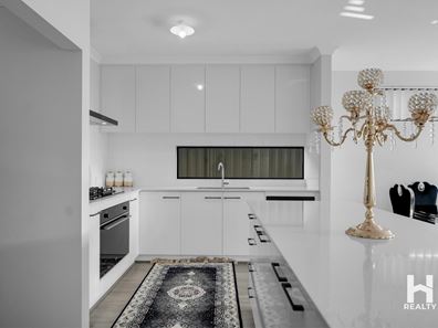 3 Swinburn Way, Aveley WA 6069