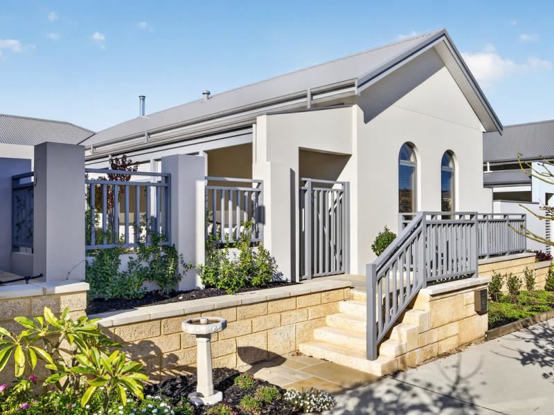 73 Limestone Street, Jindalee WA 6036