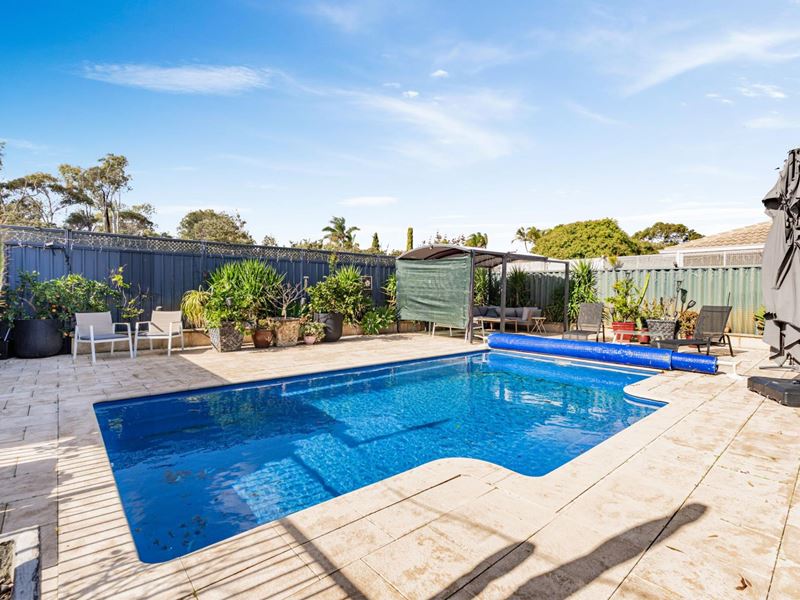 33 Roseheath Boulevard, Kiara WA 6054