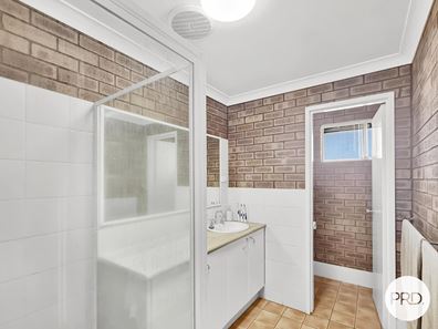 9/2 Sun Court, Millars Well WA 6714