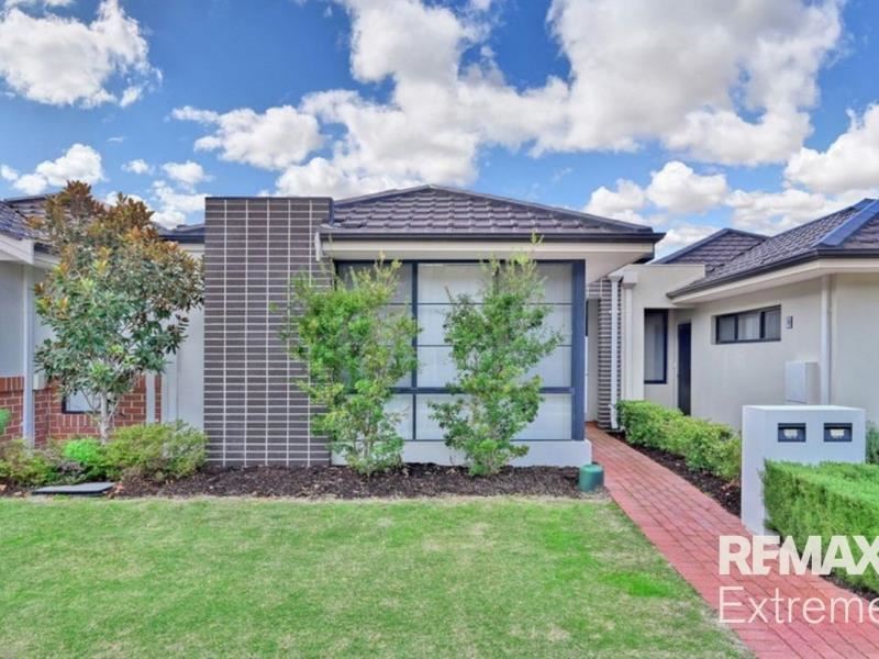 10/10 Cordovan Parkway, Aveley