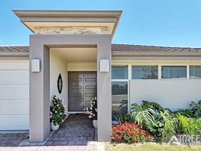 100 Dovedale Street, Harrisdale WA 6112