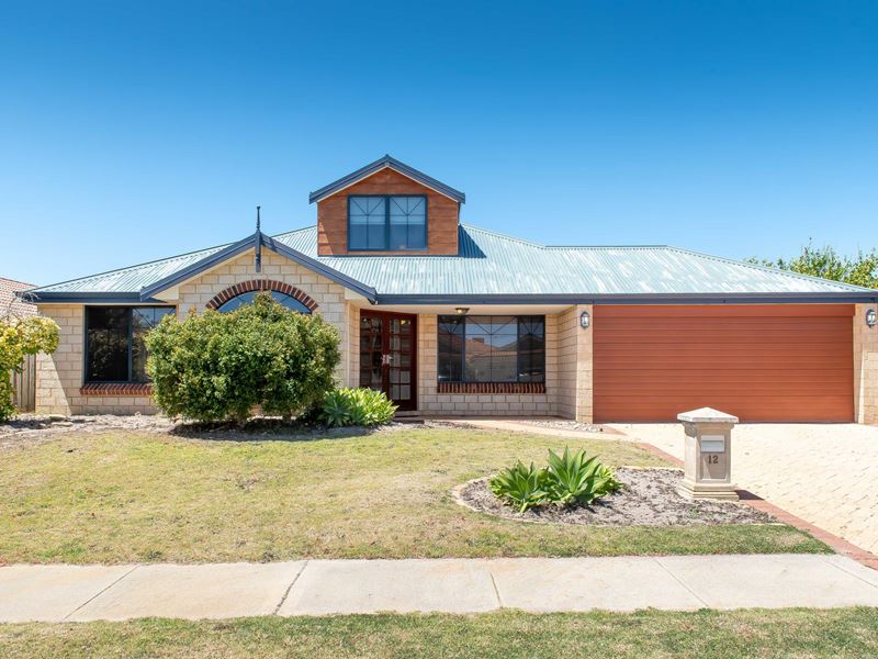 12 Kin Bay Entrance, Mindarie WA 6030