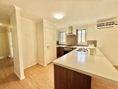 2/10 Weaver Place, South Hedland WA 6722