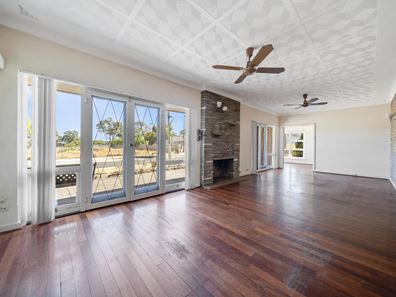 4 Hastings Street, Wanneroo WA 6065