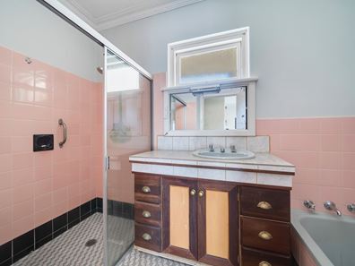 4 Hastings Street, Wanneroo WA 6065