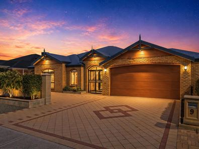 9 Azure Street, Southern River WA 6110