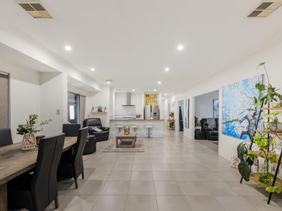 5 Rothery Loop, Piara Waters WA 6112