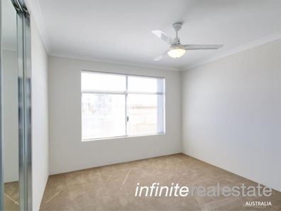 26 Aviator Boulevard, Clarkson WA 6030