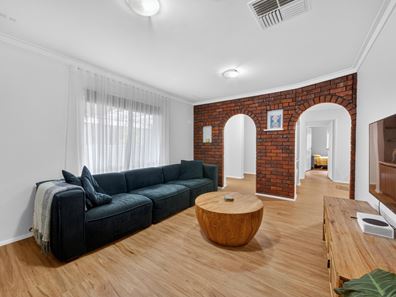 7 Moyle Place, Hillarys WA 6025