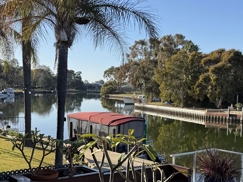 23 Allambi Way, South Yunderup WA 6208