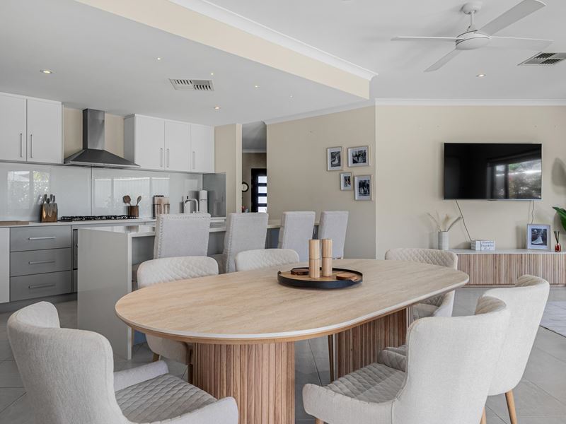 6 Leeway Loop, Alkimos WA 6038