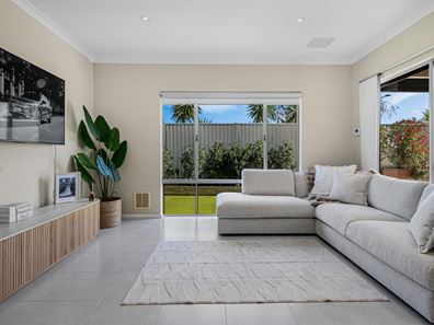 6 Leeway Loop, Alkimos WA 6038