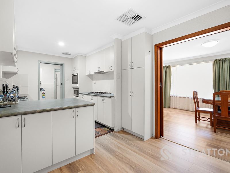 26 Watling Avenue, Lynwood WA 6147