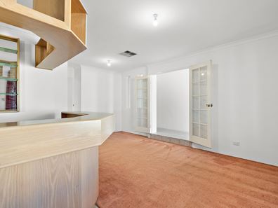 184 Amazon Dr, Beechboro WA 6063