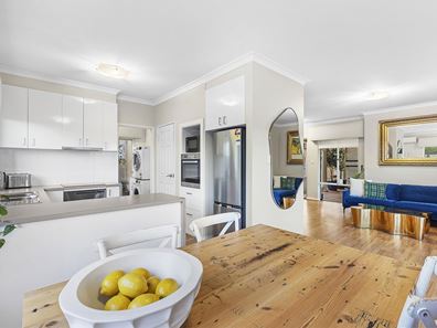 44D Flinders Street, Mount Hawthorn WA 6016
