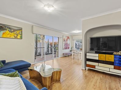44D Flinders Street, Mount Hawthorn WA 6016