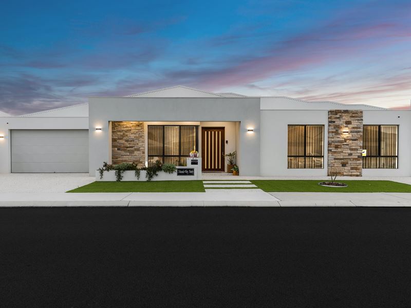 2 MEANDER WAY, Treeby