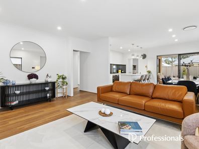 105 Crimson Boulevard, Forrestfield WA 6058