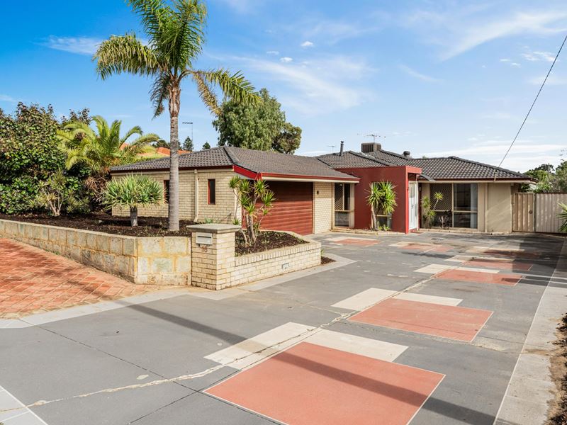 16 Westerly Crescent, Heathridge WA 6027