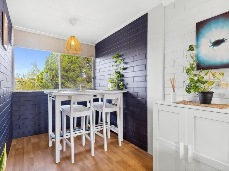 27D/49 Herdsman Parade, Wembley WA 6014