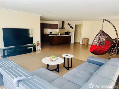 137B Hale Road, Forrestfield WA 6058