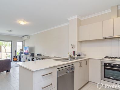 407 Shorehaven Boulevard, Alkimos WA 6038