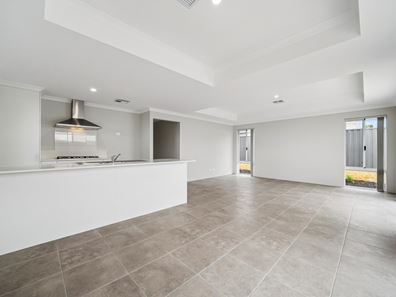 9 Watson Road, Beeliar WA 6164