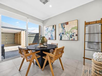 35 Alabaster Approach, Jindalee WA 6036